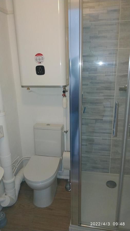 Refait A Neuf - - Chez Christian * La Bourboule